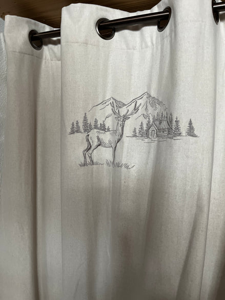 Fertigvorhänge ecru oder rot mit Hirsch und Alphütte
