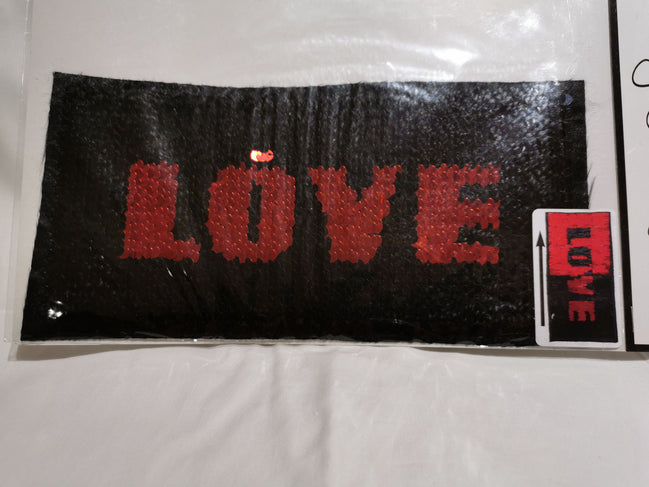 Wendepailletten-Applikation LOVE