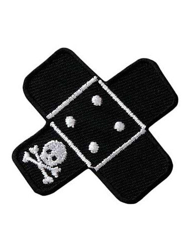 Applikation Pflaster mit Totenkopf