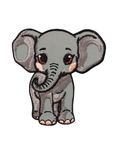 Elefant reflektierend