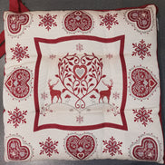 Tischtuch mit Hirsch rot/beige